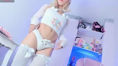 Danni  Sebastian online show from June 20, 12:41 pm