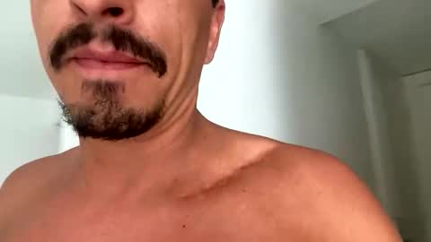 Snapshot of dannnnyyy89 chatting on September 20, 6:25 am Dany online show from September 20, 6:25 am