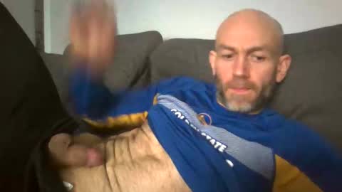 Snapshot of danny81boy chatting on February 10, 2:37 pm danny81boy online show from February 10, 2:37 pm