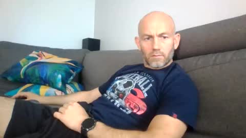 danny81boy online show from July 10, 9:12 am