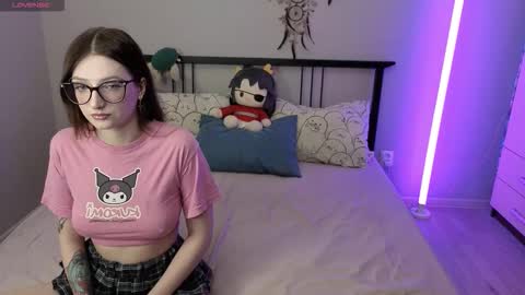 Snapshot of danny_and_ellen chatting on February 27, 5:24 pm danny and ellen online show from February 27, 5:24 pm