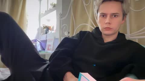 danny online show from December 20, 2:35 pm