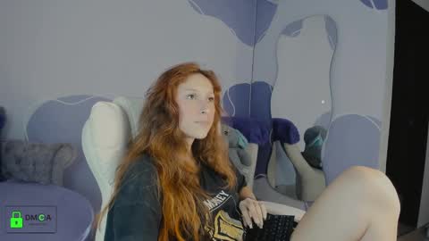 Snapshot of danny_s22 chatting on December 29, 2:27 am Danny online show from December 29, 2:27 am