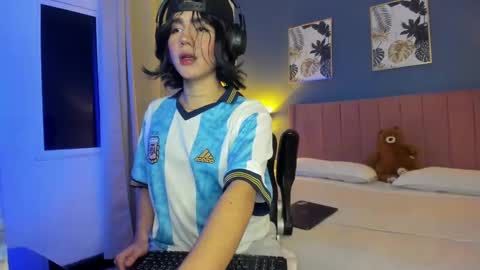 Snapshot of danny_winslow chatting on January 6, 7:42 am Danny online show from January 6, 7:42 am