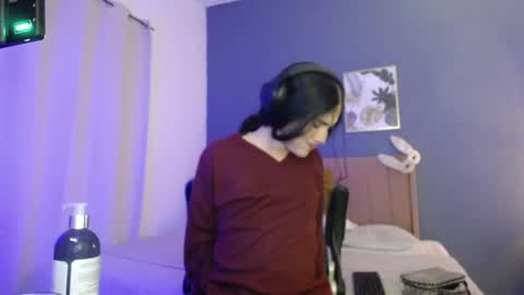 Snapshot of danny_winslow chatting on February 18, 7:32 am Danny online show from February 18, 7:32 am