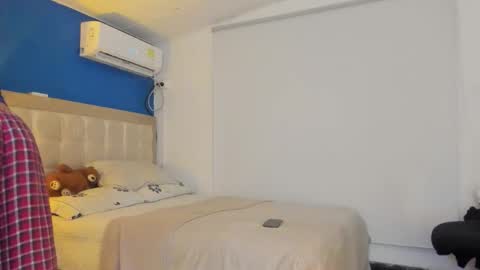 Snapshot of danny_winslow chatting on September 24, 2:48 am Danny online show from September 24, 2:48 am