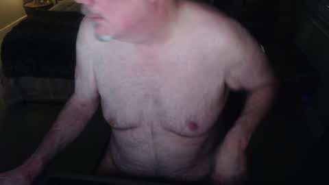 Snapshot of dannybear chatting on March 4, 9:40 am Danny bear online show from March 4, 9:40 am