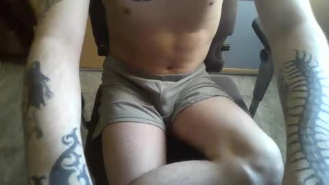 Danny L. online show from November 20, 2:39 pm