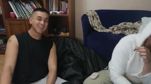 Snapshot of danruiz33 chatting on October 25, 3:14 am Dan online show from October 25, 3:14 am