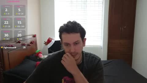 Snapshot of danruiz33 chatting on December 2, 11:26 am Dan online show from December 2, 11:26 am