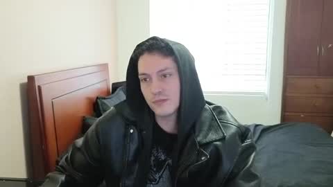 Snapshot of danruiz33 chatting on May 5, 9:45 pm Dan online show from May 5, 9:45 pm