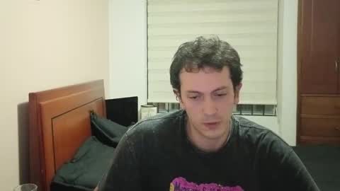 Snapshot of danruiz33 chatting on May 21, 2:51 am Dan online show from May 21, 2:51 am