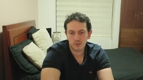 Snapshot of danruiz33 chatting on May 30, 1:46 am Dan online show from May 30, 1:46 am