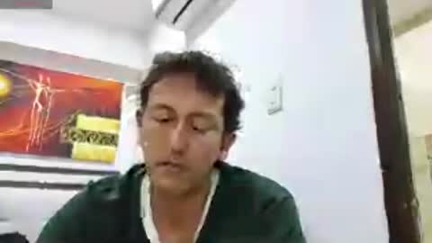 Snapshot of danruiz33 chatting on June 23, 12:08 am Dan online show from June 23, 12:08 am