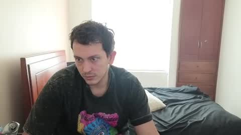 Snapshot of danruiz33 chatting on July 12, 3:36 pm Dan online show from July 12, 3:36 pm