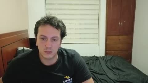 Snapshot of danruiz33 chatting on July 29, 1:26 am Dan online show from July 29, 1:26 am