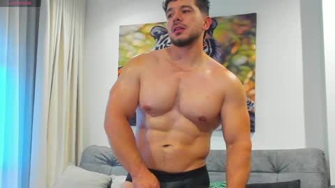 Snapshot of dante_adamss chatting on May 30, 11:13 pm DANTE online show from May 30, 11:13 pm