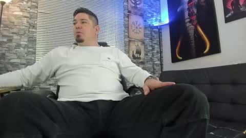 dante_bellini online show from May 27, 2:03 pm