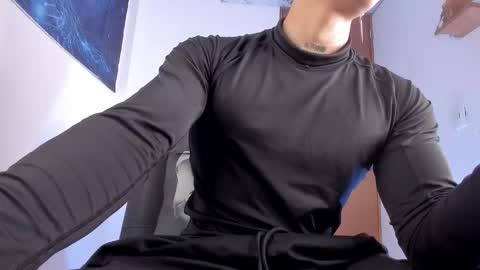 Snapshot of dante_cooper_0 chatting on December 1, 8:36 pm dante_cooper_0 online show from December 1, 8:36 pm