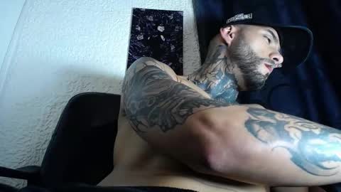 Snapshot of dante_d_angelo_ chatting on September 12, 11:04 pm dante_d_angelo_ online show from September 12, 11:04 pm