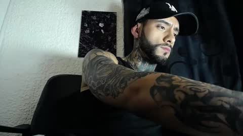 Snapshot of dante_d_angelo_ chatting on September 26, 3:54 am dante_d_angelo_ online show from September 26, 3:54 am