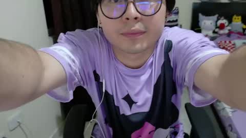 dante_gothic online show from June 7, 4:38 am