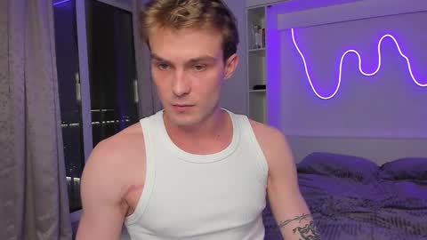 Dante and Ray online show from November 7, 10:43 pm