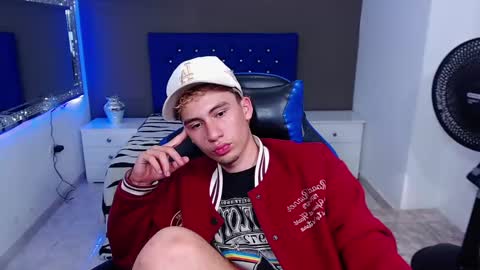 Dante online show from January 30, 8:53 pm