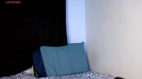  A L E J A N D R O  online show from January 9, 11:39 pm