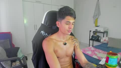 X Dante7373574 online show from April 24, 10:23 pm