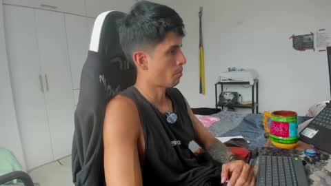 X Dante7373574 online show from April 27, 5:33 pm