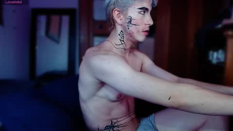 danteobscuro online show from January 18, 10:57 pm