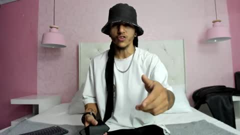 Dante online show from April 27, 8:07 pm