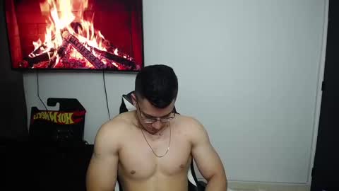 Snapshot of danteread chatting on February 5, 4:27 am danteread online show from February 5, 4:27 am