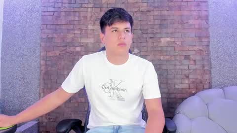 dantestone1 online show from November 20, 11:43 am