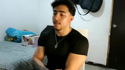 Snapshot of dantevicius chatting on November 3, 12:35 am Dante Vicius online show from November 3, 12:35 am