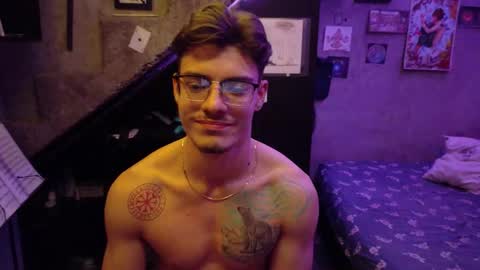 dany_kyng online show from March 1, 3:52 am