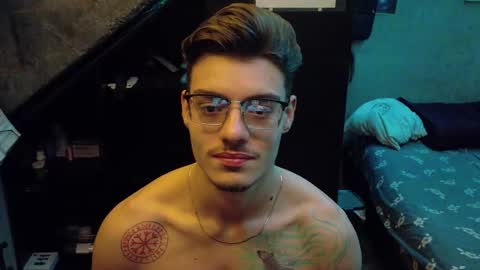 dany_kyng online show from March 1, 8:11 pm