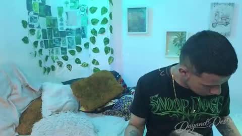 Snapshot of danyanddesire chatting on May 15, 7:37 am danyanddesire online show from May 15, 7:37 am