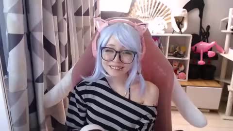 Snapshot of danyelleeyermann chatting on July 9, 1:26 pm danyelleeyermann online show from July 9, 1:26 pm