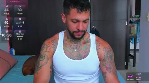 Snapshot of danyfitguy_ chatting on October 12, 5:23 pm danyfitguy_ online show from October 12, 5:23 pm
