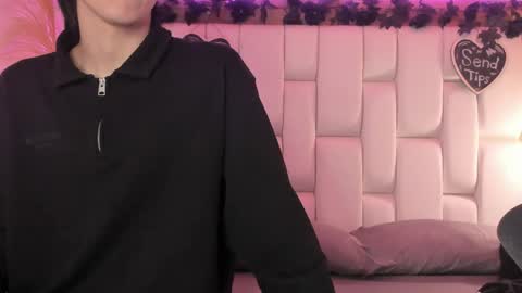 daphne_and_roger online show from March 17, 11:13 am