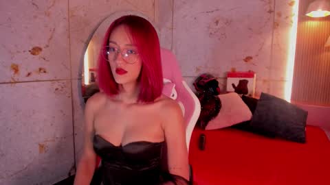 Daphne online show from October 7, 3:14 am