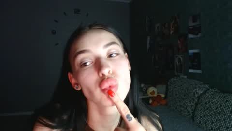 Daphne Darkthorn online show from October 26, 12:05 am