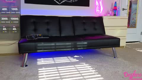 Snapshot of daphnemadison chatting on March 6, 3:24 pm Daphne Madison online show from March 6, 3:24 pm