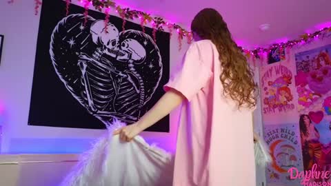 Snapshot of daphnemadison chatting on March 10, 8:56 pm Daphne Madison online show from March 10, 8:56 pm