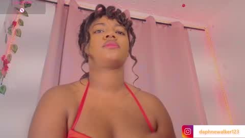 Daphne online show from February 3, 11:59 am