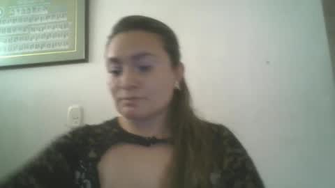 dapnne online show from April 15, 7:58 pm
