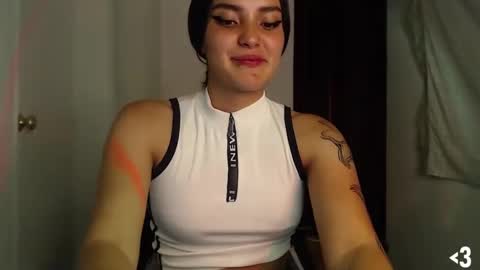 Snapshot of darcyreed chatting on December 6, 2:24 am Darcy Reed3 online show from December 6, 2:24 am