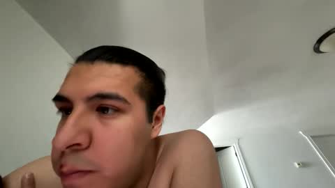darekfavor12 online show from May 14, 8:15 pm